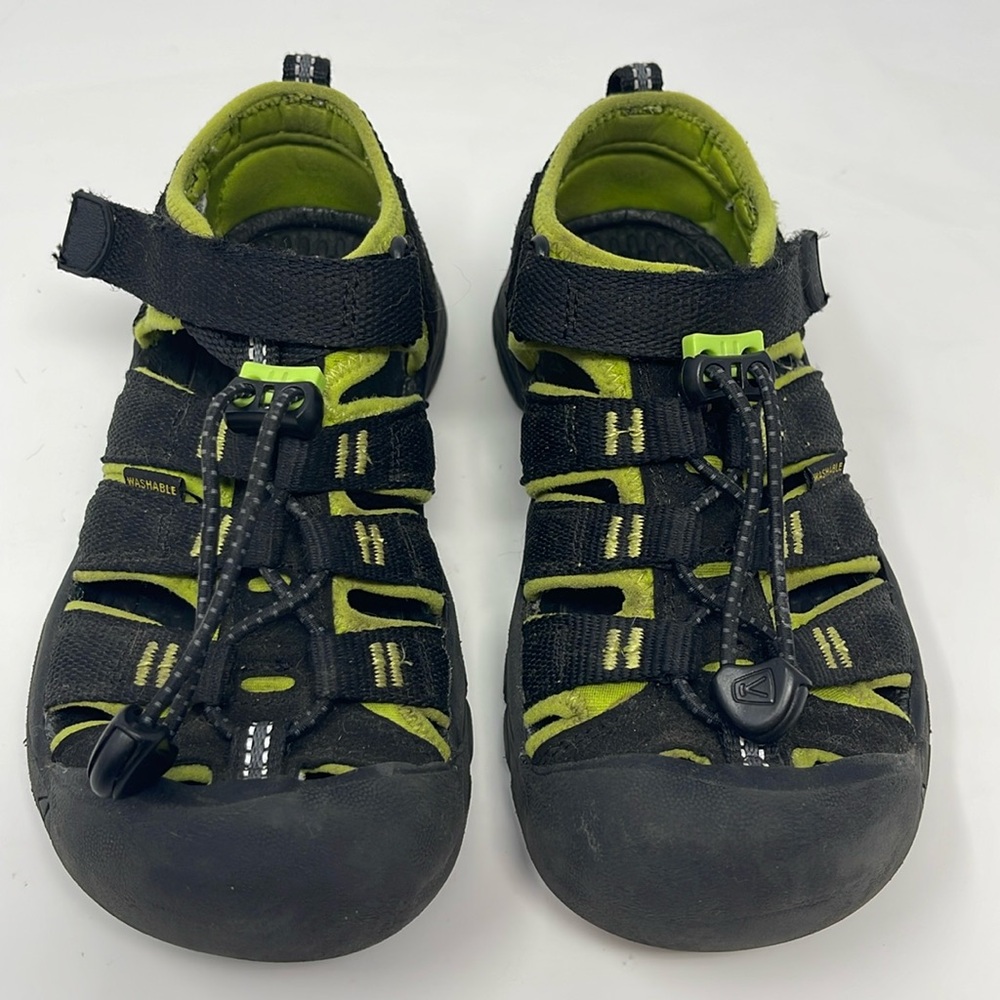 KEEN: Newport H2 Youth Kids Sz 13 Waterproof Sport Hiking Shoe Sandals